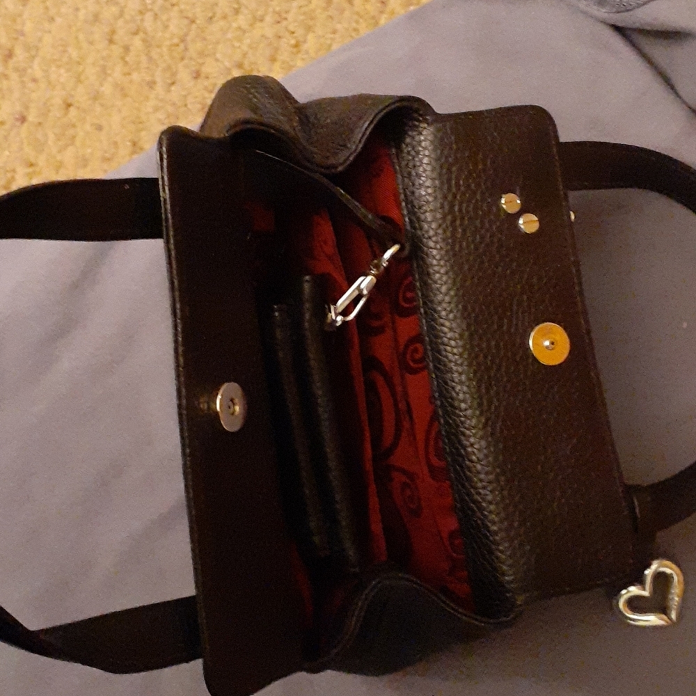Black Women’s Leather Handbag with Floral Accent - Picture 9 of 10
